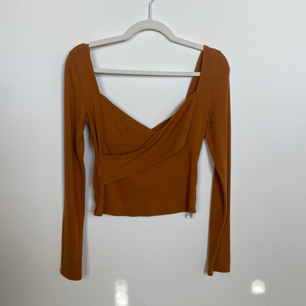Urban Outfitters - cross front top